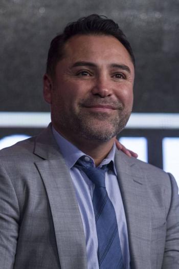 &Oacute;scar de la Hoya ironiza sobre Canelo &Aacute;lvarez tras su derrota ante Terence Crawford
