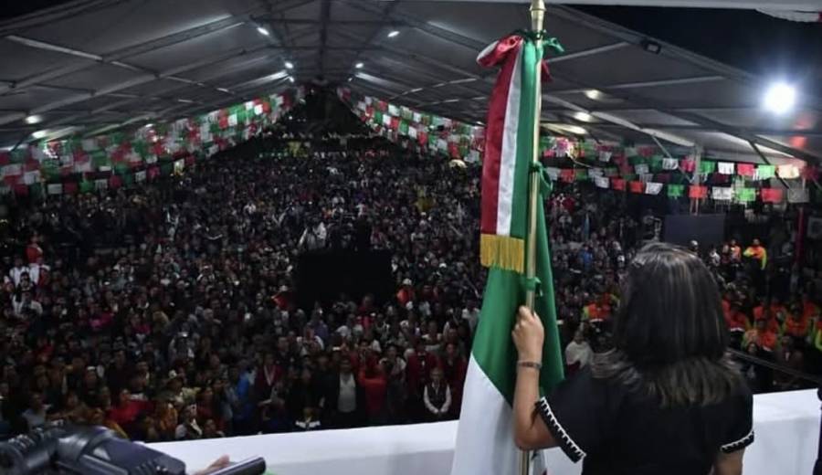 Los Gritos de Independencia en la Ciudad de M&eacute;xico: unidad, tradici&oacute;n y el minuto de silencio en Iztapalapa
