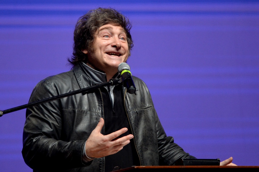 Milei homenajea a Kirk en Paraguay y rechaza 