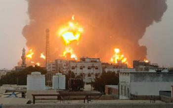 Israel bombardea un puerto controlado por los rebeldes hut&iacute;es en Yemen