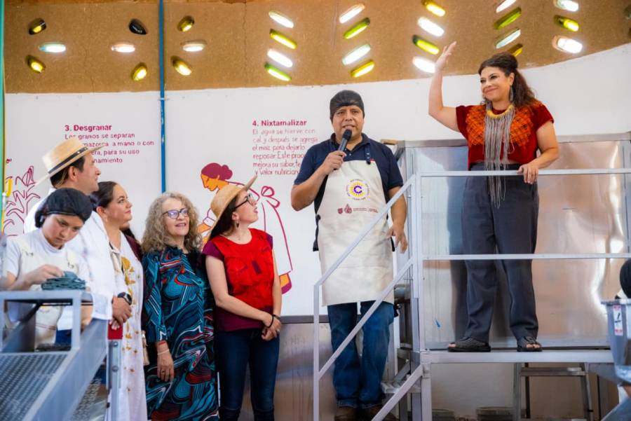 Clara Brugada inaugura primera tortillería comunitaria de maíz nativo en CDMX para apoyar a productores y garantizar soberanía alimentaria
