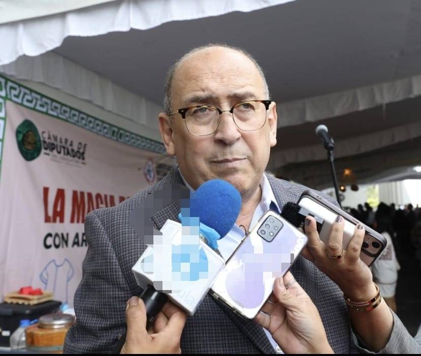 Rubén Moreira culpa a “abrazos y no balazos” de AMLO por asesinato de cantantes colombianos