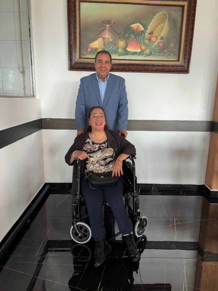 Quinto regidor de Neza otorga becas para universidad y posgrado a distancia para personas con discapacidad de ese municipio y de Ecatepec