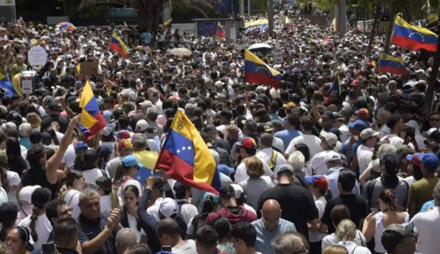 Presos Pol&iacute;ticos y Opositores en el Abandono de la Justicia Venezolana