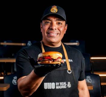 Golazo gastron&oacute;mico del Chef Juan Arroyo y UNO by Real Madrid, llega la Trompo Burger