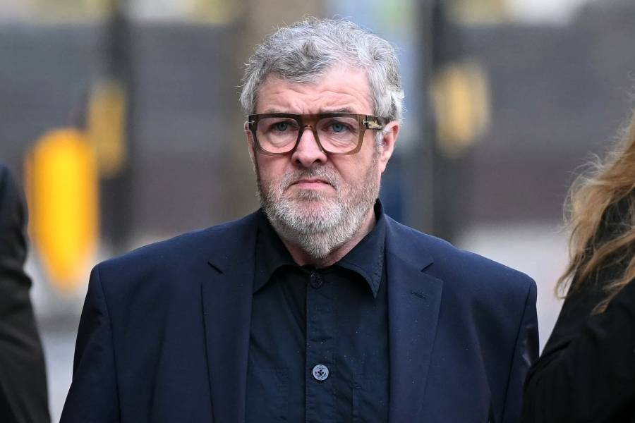Paul Gallagher, hermano de los m&uacute;sicos de Oasis, se declara no culpable de violaci&oacute;n y otros cargos