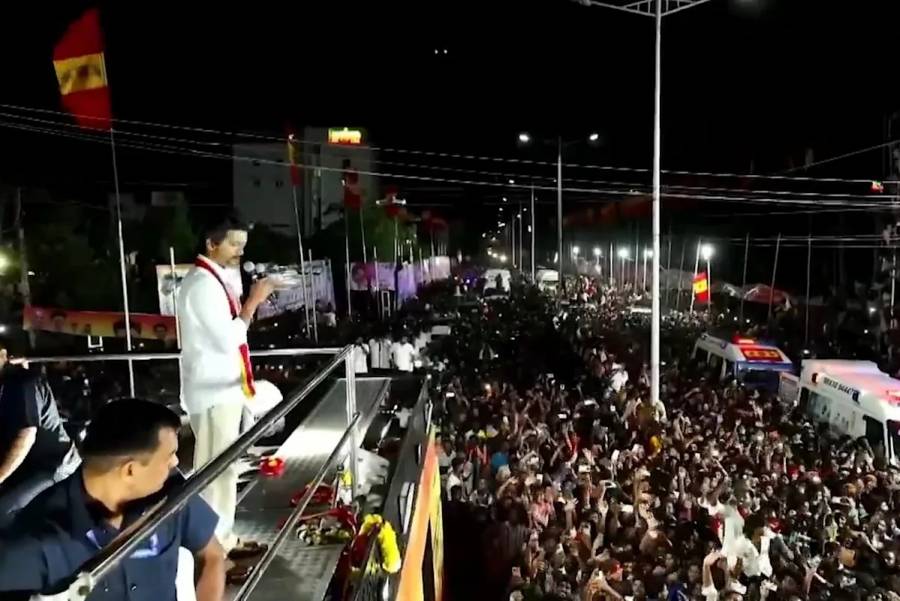 Tragedia en mitin político en India: al menos 36 muertos y más de 50 heridos en estampida