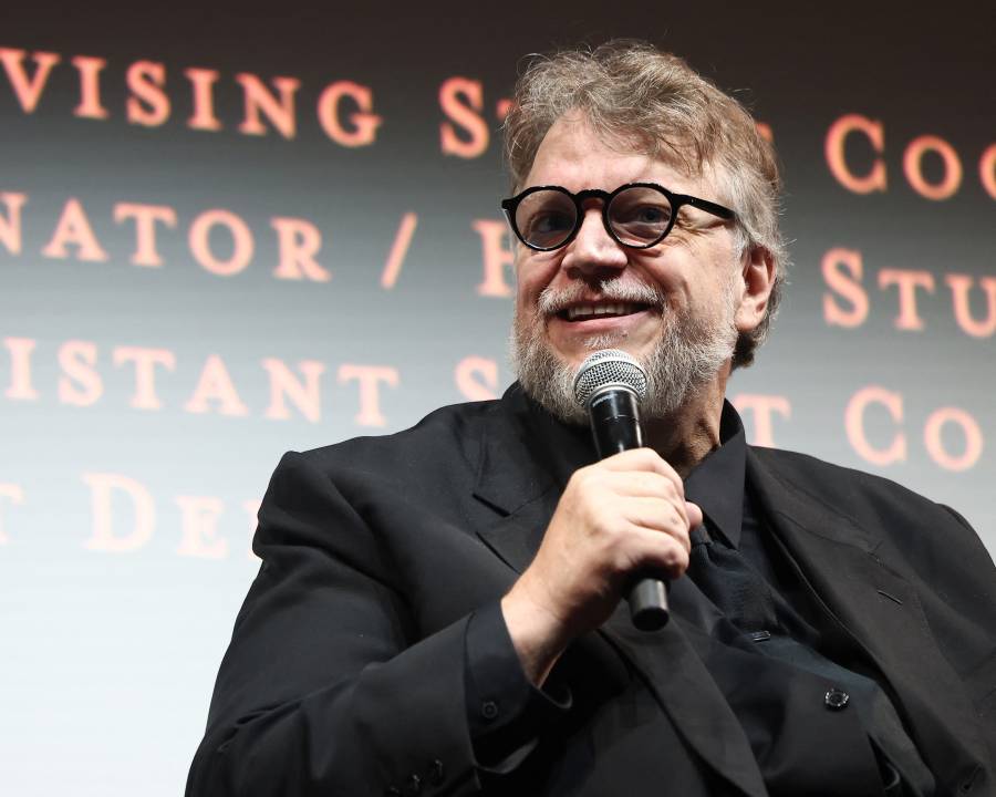 Guillermo del Toro pone a la venta parte de su colección de Bleak House