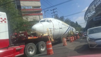 Aeronave convertida en biblioteca y ludoteca llega a la Utop&iacute;a Oyamel en Magdalena Contreras