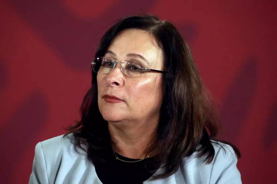 Sheinbaum descarta investigación contra Rocío Nahle por caso de robo de combustible
