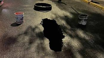Socav&oacute;n en Iztapalapa provoca cierre vial y movilizaci&oacute;n tras ca&iacute;da de patrulla en Avenida Telecomunicaciones
