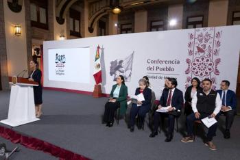 Sheinbaum atribuye falta de medicamentos oncol&oacute;gicos a incumplimientos de farmac&eacute;uticas