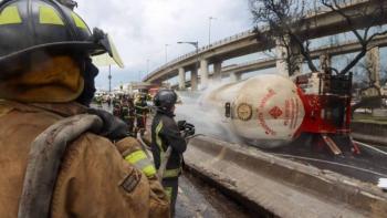 CDMX endurece regulaci&oacute;n al transporte de materiales peligrosos tras explosi&oacute;n en Iztapalapa