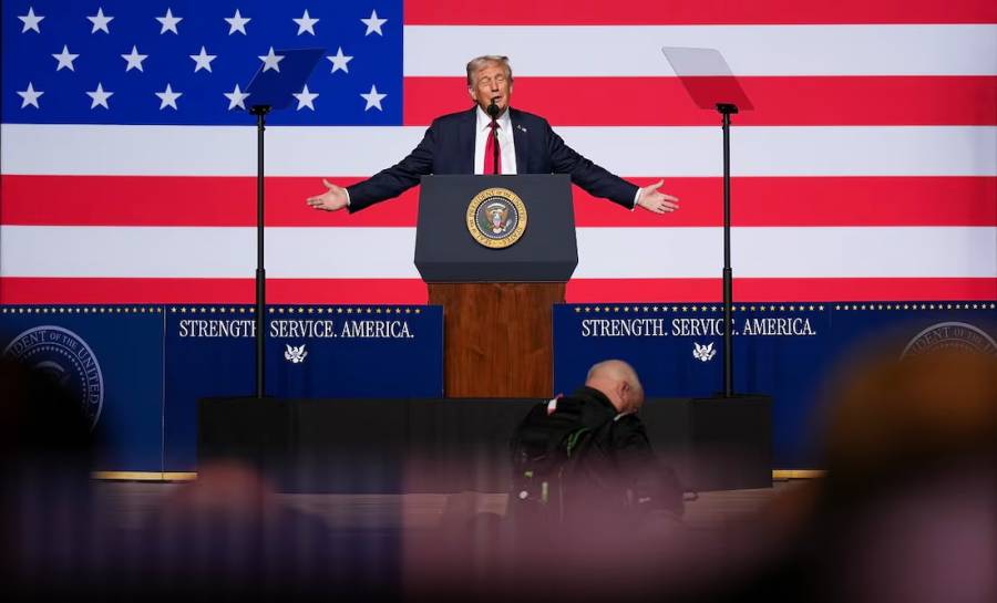 Trump exhorta a sus generales a vigilar 