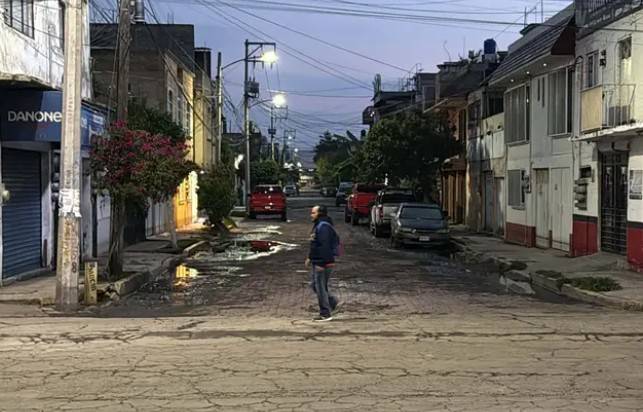 As&iacute; Quedaron las Calles de Neza luego de Inundaci&oacute;n: Sigue Cerrada Avenida Pantitl&aacute;n