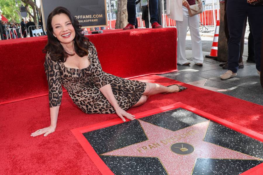 Fran Drescher recibe estrella en el Paseo de la Fama de Hollywood