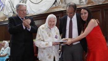 Muri&oacute; Vera Jarach, s&iacute;mbolo de las Madres de Plaza de Mayo y sobreviviente del fascismo italiano