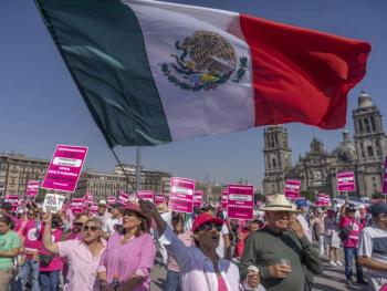 Marea Rosa impulsa reforma electoral para frenar crimen organizado y uso pol&iacute;tico de programas sociales