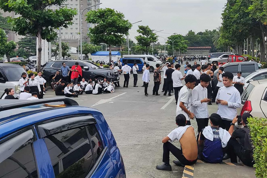 Filipinas emite alerta de tsunami tras terremoto de magnitud 7,4