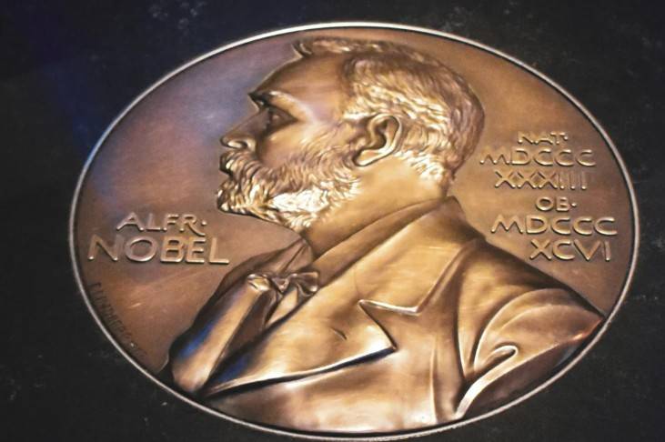 Por qué no conocemos a quienes nominan a los Premios Nobel