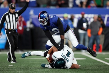 Giants se imponen a Eagles y agravan su mala racha