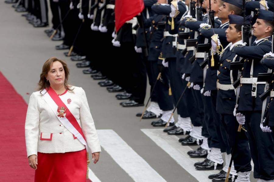 Congreso de Per&uacute; destituye a la presidenta Dina Boluarte