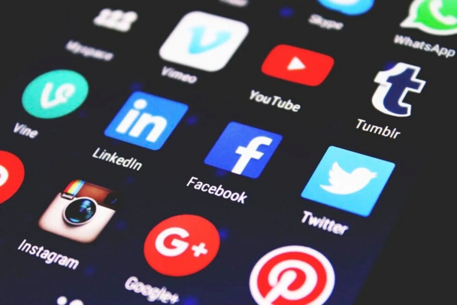 Estereotipos de belleza en redes sociales desatan crisis de salud mental