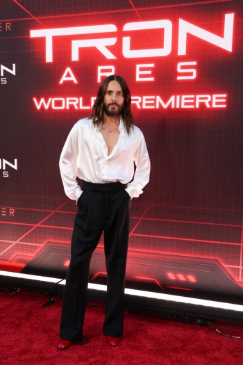 Tron: Ares de Disney fracasa en taquilla a pesar de su estreno anticipado