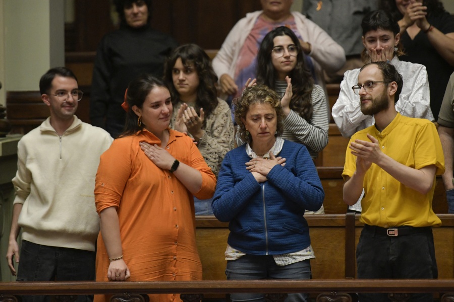 Uruguay aprueba ley de eutanasia, pionera en América Latina