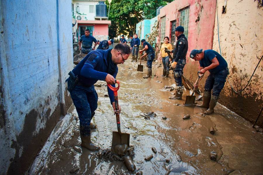 Continúan labores de emergencia por lluvias en el centro del país