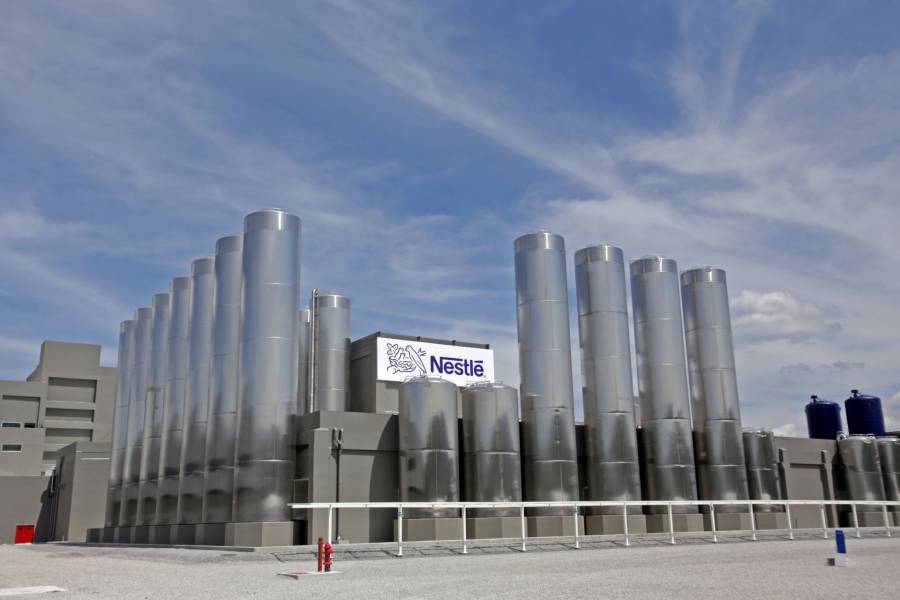 Nestl&eacute; recortar&aacute; 16 mil empleos a nivel mundial en un plan de reestructuraci&oacute;n