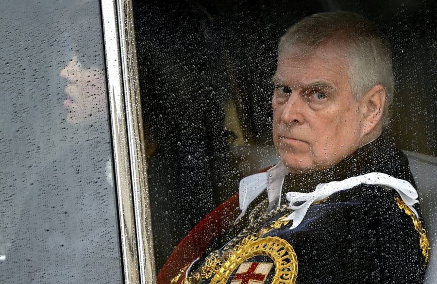 Renuncia del príncipe Andrés a su título real sacude a la monarquía
