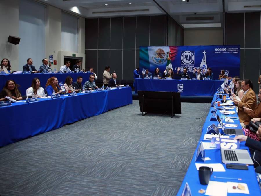 PAN rompe alianza con el PRI y anuncia apertura a candidaturas ciudadanas en su relanzamiento nacional