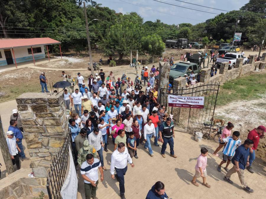 Sheinbaum encabeza recorridos de supervisión en Pantepec, Puebla, tras afectaciones por lluvias