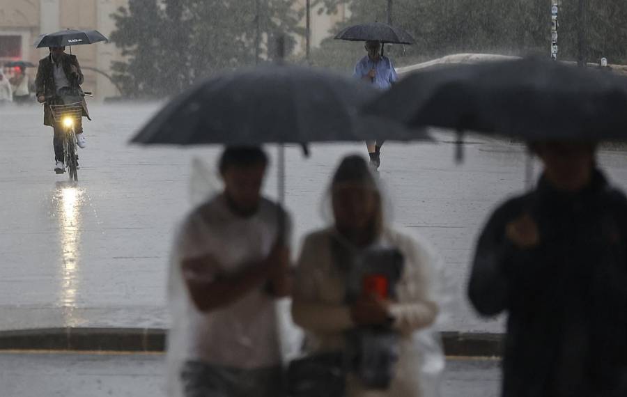 A diez d&iacute;as de las lluvias, 109 localidades siguen incomunicadas en Hidalgo, Puebla y Veracruz: SICT
