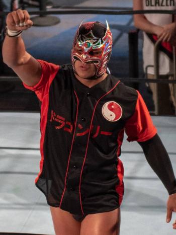 Dragon Lee y AJ Styles conquistan el Campeonato Mundial en Parejas de WWE