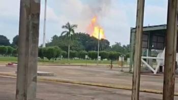 Explosi&oacute;n en el Complejo Procesador de Gas Cactus de Pemex genera evacuaci&oacute;n