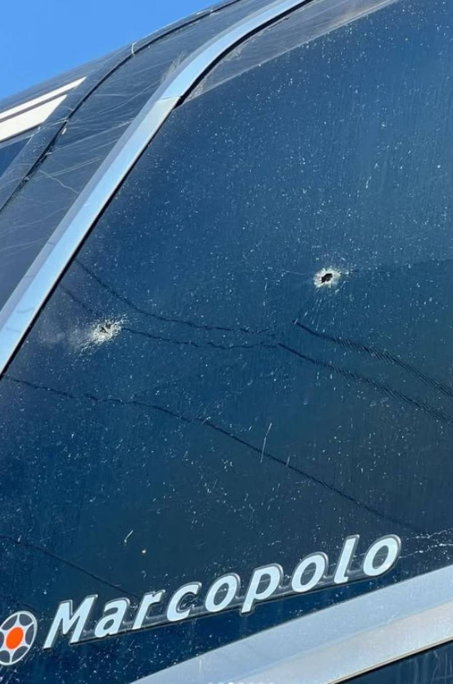 Marco Flores, vocalista de Banda Jerez, sobrevive a ataque armado en Oaxaca y refuerza seguridad