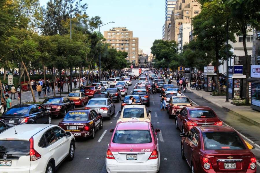Millones sufren viacrucis vial en el oriente de la ZMVM