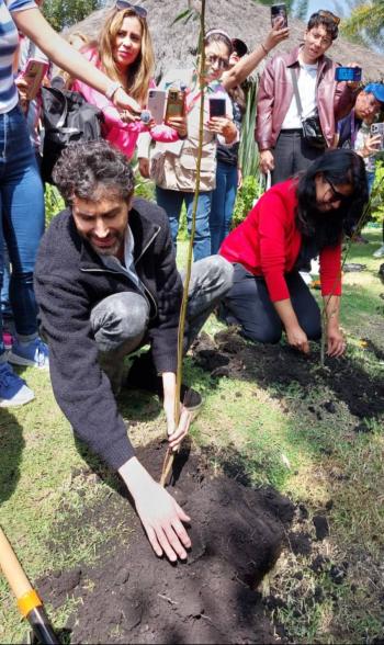 BENNY IBARRA IMPULSA LA REFORESTACI&Oacute;N DE XOCHIMILCO JUNTO A LA ALCALDESA CIRSE CAMACHO BAUTISTA