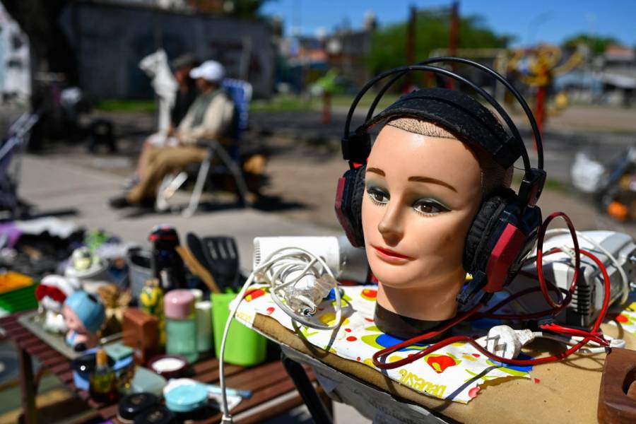 Crece la feria de Villa Fiorito ante la crisis económica en Argentina