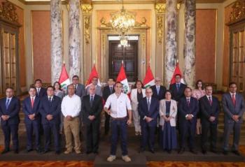 Per&uacute; militariza Lima tras sangrienta ola de cr&iacute;menes