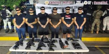 Autoridades capturan a seis presuntos integrantes de c&eacute;lula delictiva en Sinaloa