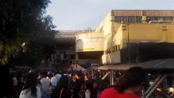 Desalojan la Facultad de Ciencias de la UNAM tras amenaza de bomba vinculada a Palestina