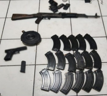 Incautan en EE.UU. un arsenal de 400 armas con destino a M&eacute;xico y arrestan a los responsables