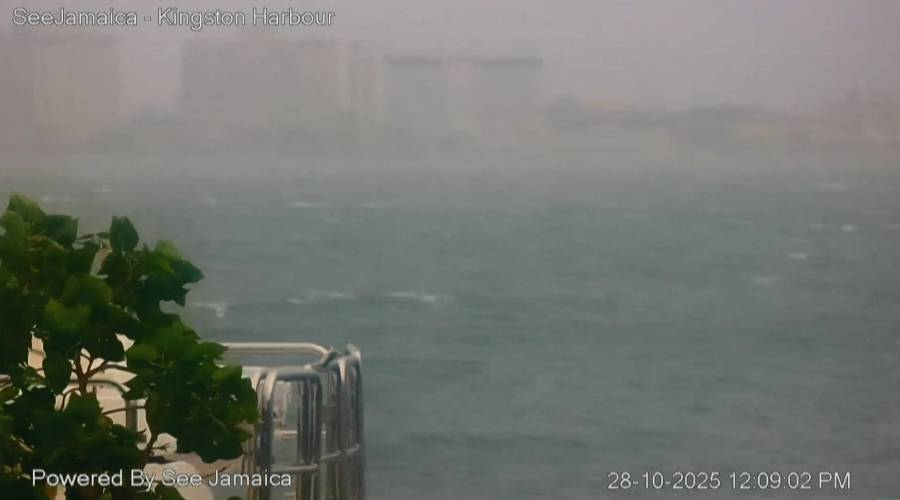 El poderoso hurac&aacute;n Melissa toca tierra en Jamaica