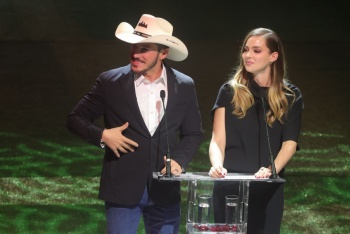 Nuevo Le&oacute;n se prepara para ser la mejor sede del Mundial 2026, aseguran Samuel Garc&iacute;a y Mariana Rodr&iacute;guez