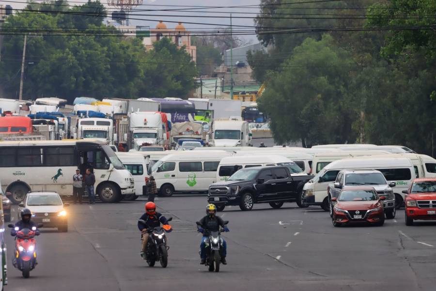 Transportistas aplazan megabloqueo y continúan negociaciones