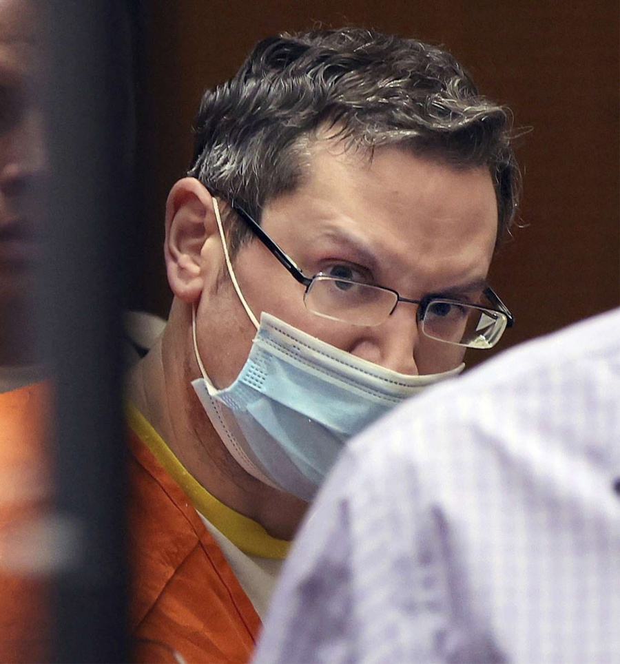 Imponen condena de m&aacute;s de 140 a&ntilde;os de prisi&oacute;n a productor de Hollywood por homicidio y abusos sexuales