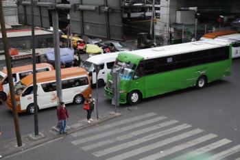 Multas de hasta 60 mil pesos a choferes que abusen en el cobro del pasaje, advierte Semovi